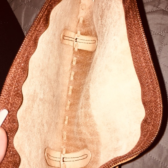 RARE Hand Stitched Roxy Vintage EUC Leather Purse - Picture 11 of 15